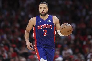 全明星！康宁汉姆近3战场均28分5.7板12助2断1.3帽 活塞3胜0负